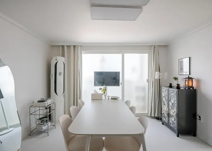 Newly Space Villa Seúl