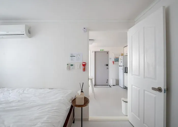 Newly Space * Seúl
